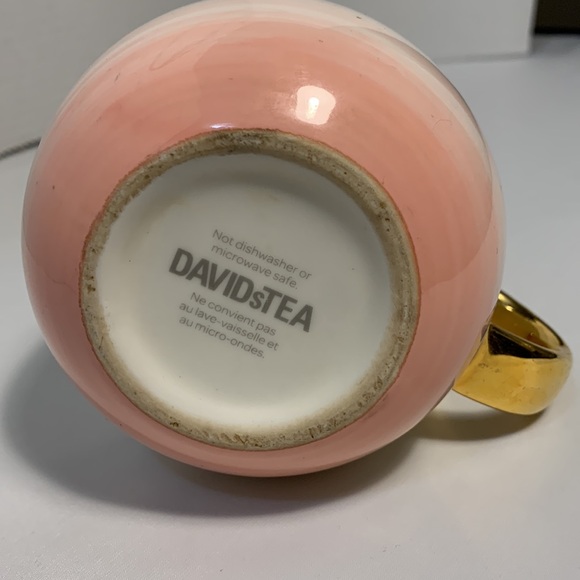David’s Tea Mug / Cup. White, touch of Pink with Gold handle and specks. - Picture 4 of 6